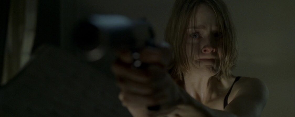 pikacusaid's tweet photo. Panic Room (2002)
Kristen Stewart ve Jodie Foster anne kız rolünde gerim gerim gerildim diyemem ama aksiyonu düşmeyen bir film en sona kadar...Meg sanki kurtulmak değil kazanmak istiyordu hafiften psikopatlık sezdim 6.8/10 https://t.co/YHdyIjTsmi
