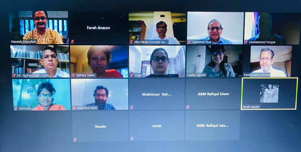NbSBangladesh's tweet photo. @ICCCAD initiated the journey of establishing the #NbSNetwork by formally presenting the #NbSBangladeshPortal (https://t.co/A0c1lazdKq) to the interested stakeholders to seek feedback on improving the content and explore possible modalities of engagement going forward. 

#NbS https://t.co/kqI6YGAb3Q