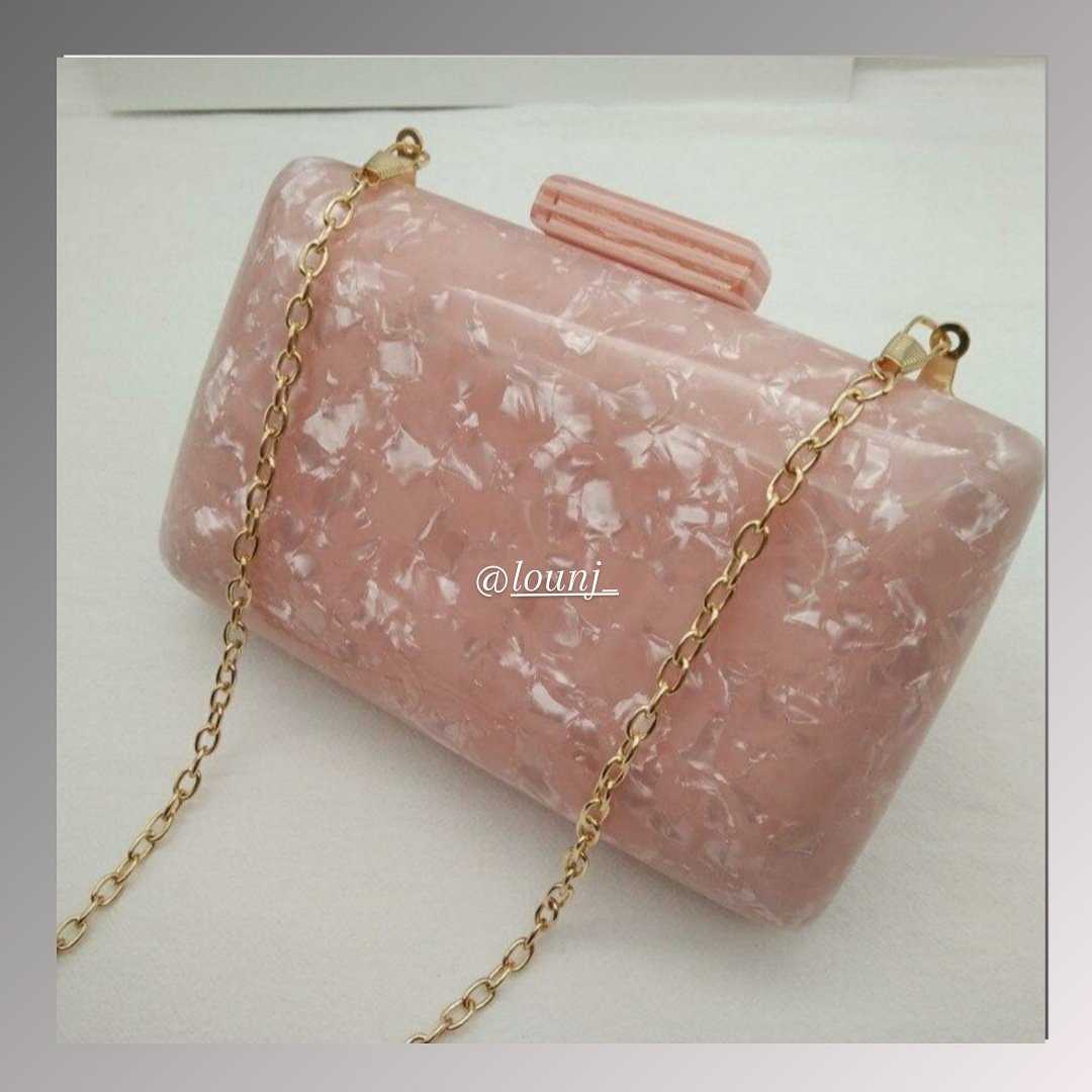 lounjstore's tweet photo. ☆GNIRUE PINK CLUTCH BAG☆
Shop: https://t.co/xBI654cMTT 
#clutchbagbundle 
#clutchbagus 
#clutchbagsmart 
#lounj_
#lounjfashion 
#ladiesclutchbag
#clutchbags https://t.co/hWb5ZeCedL