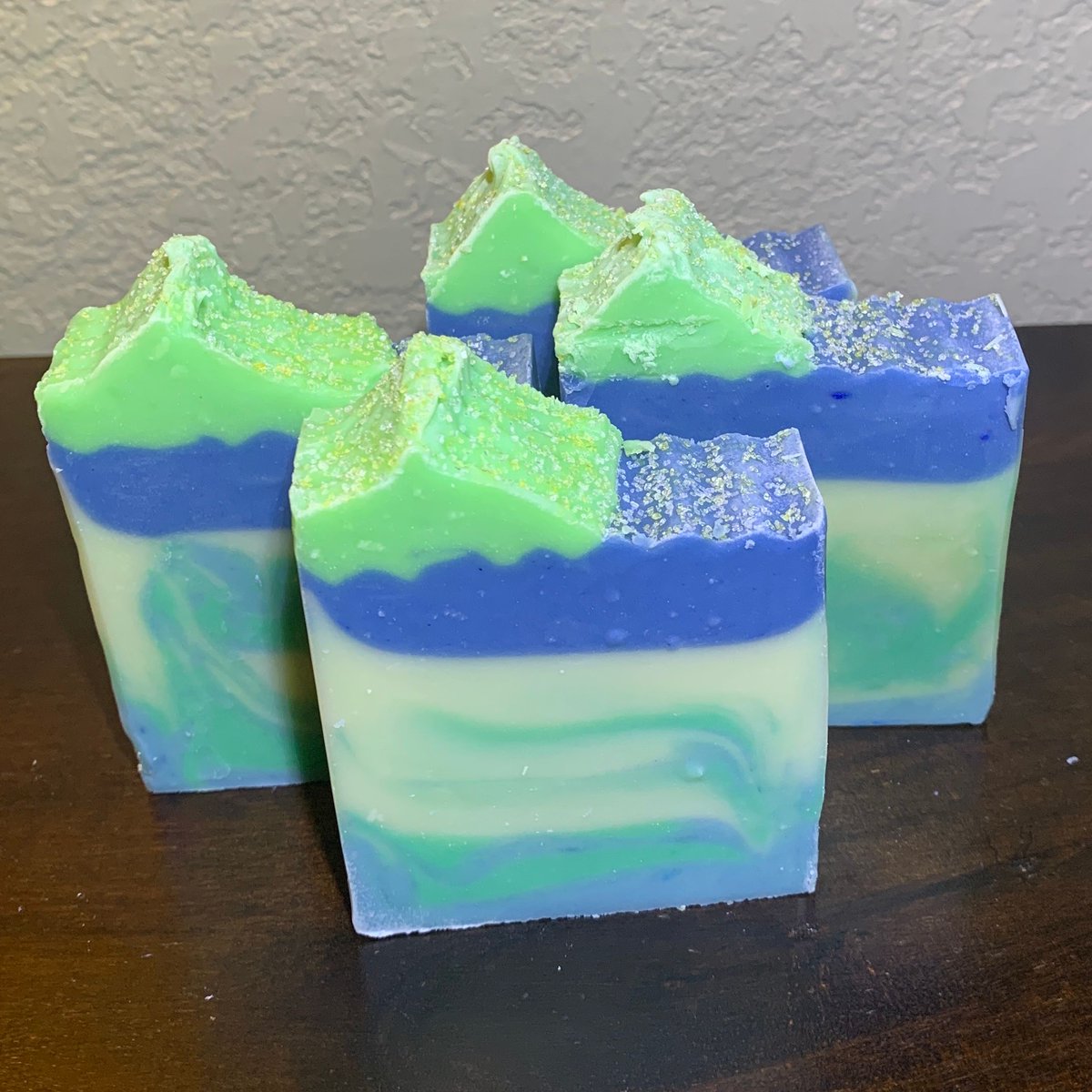 SoapingLollie's tweet photo. Sweet Pea Goat Milk Soap 💙
.
.
.
.
https://t.co/qfuG7L1Y0U
.
.
#Soapingwithlollie #handmadesoap #smallbatchsoap #rogersarkansas #soapmaker #washup #healthysoap #naturalsoap #artisiansoaps #gifts #smallbusiness #giveback https://t.co/qeN1hGm4M8