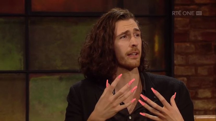shriikeee's tweet photo. ok guys so i’ve gotten very caught up in putting nails on hozier so here are some of my favorites https://t.co/4MPuZ08qYn