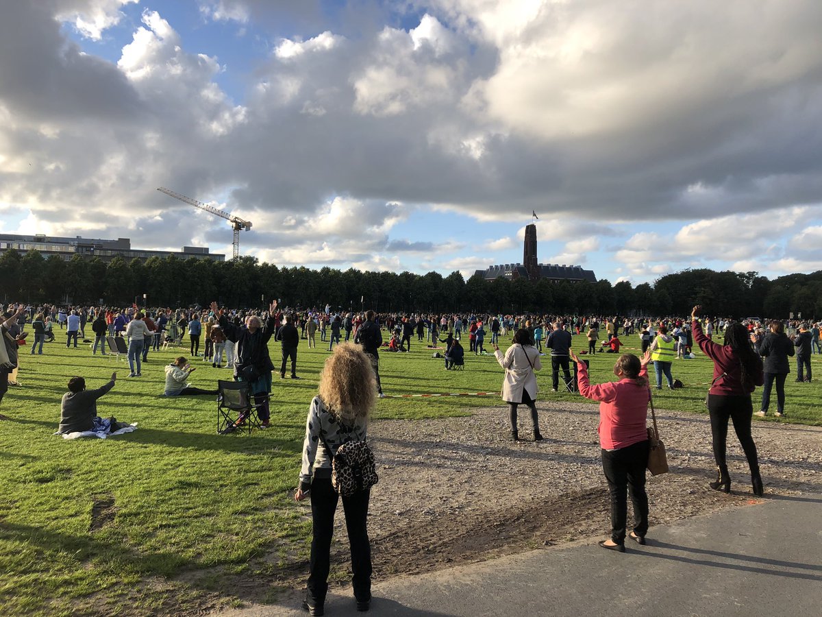 Morgenochtend om 7:15 uur <a href="/grootnieuwsnl/">Groot Nieuws Radio</a> een verslag van een bijzondere avond op het Malieveld! #presencenl #malieveld #gebed #aanbidding