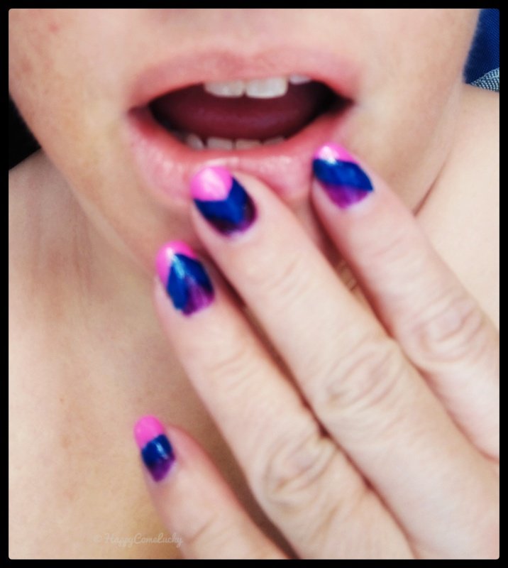 ht_honey's tweet photo. I thought I would share my nails for @_Biconography https://t.co/iauhriuJWI