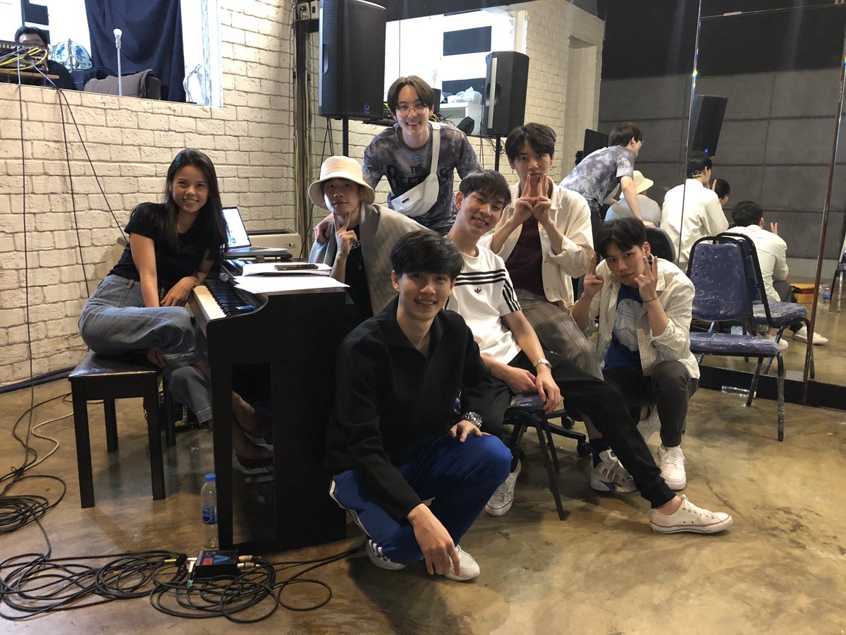 kru_ink's tweet photo. ฝากติดตามงาน En of Love Live Fan Meeting “Eternally” ด้วยนะคะ ❤️

#ENofLoveLiveFanMeeting
#enofloveรักวุ่นๆของหนุ่มวิศวะ https://t.co/vocHYXfIO2