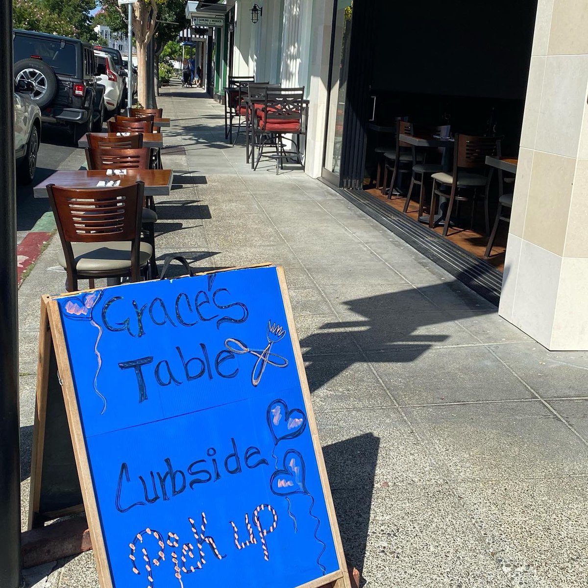 OriginalNFV's tweet photo. RT @GracesTableNapa #Napa
Yes! We are open with outside dining serving our daily #brunch menu 8:30-2:30 and dinner service from 5-8 Sunday - Thursday and 5-9 fri/sat. Hope to see you here out in the sunshine😍
#naparestaurants #outsidedining #cheflife🔪 #theeatguide https://t.co/LxfzWGNMsT