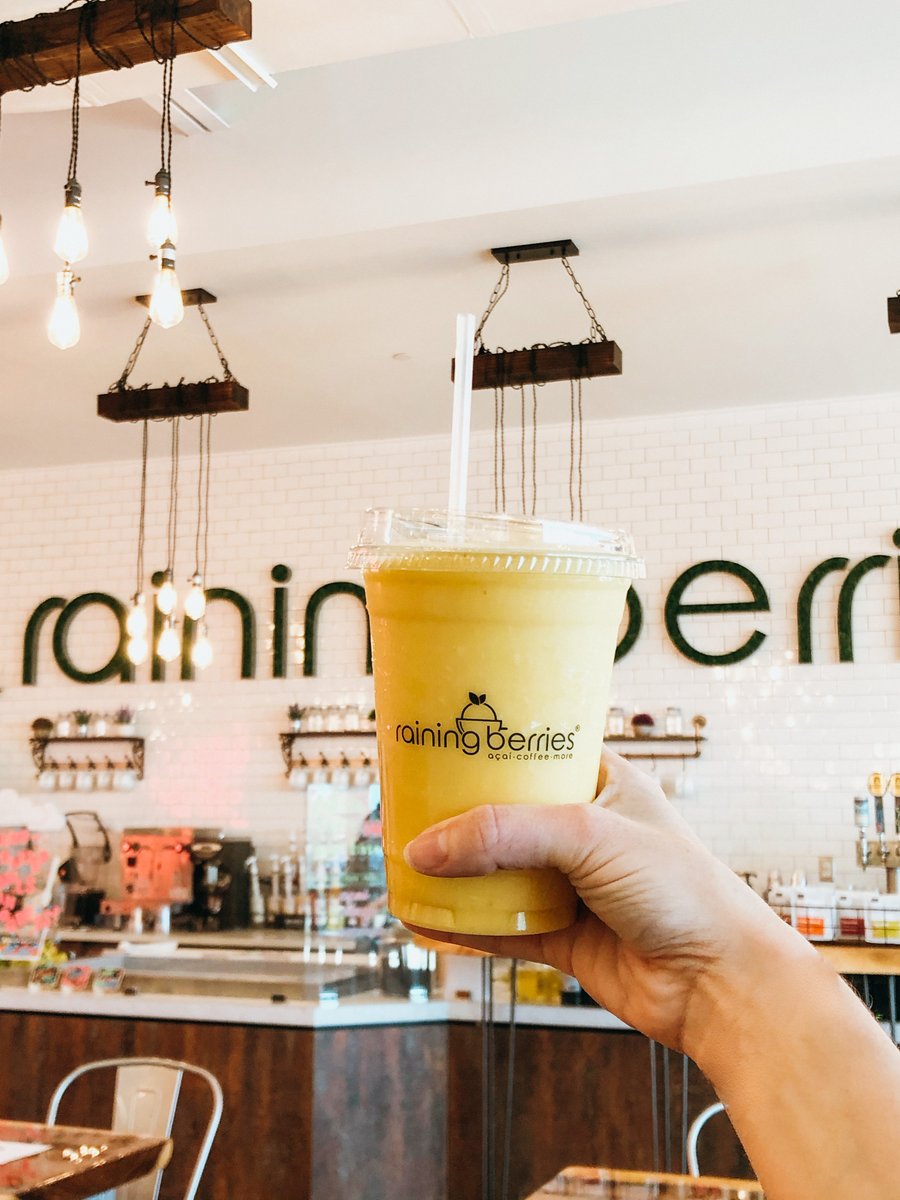 Give your body what it needs after a weekend full of fun. ☀️
Our Riptide smoothie has plenty of nutrients to help you get a kick start on the week!