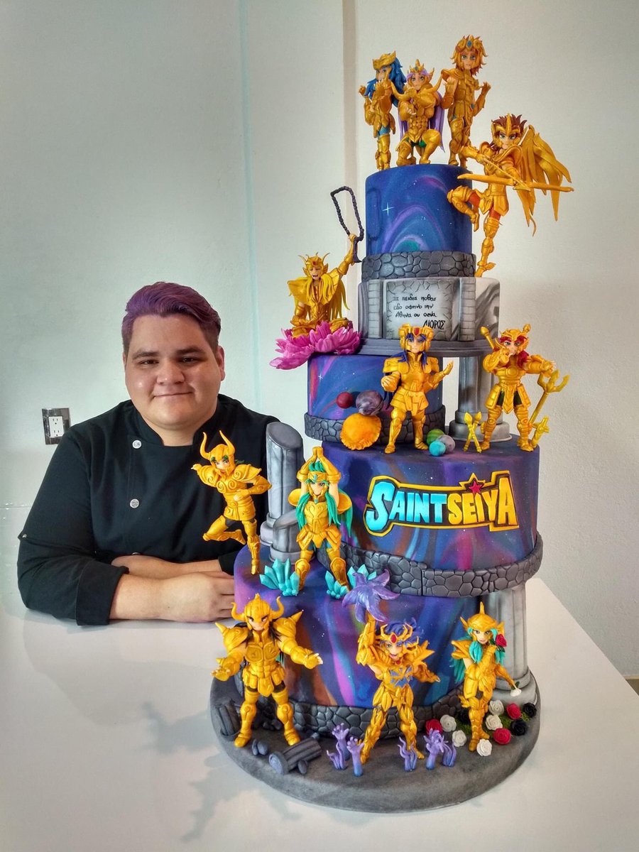 labutacatulugar's tweet photo. Un pastelito de #LosCaballerosDelZodiaco. Cada uno de los personajes realizado sin moldes y a mano. ¡Extraordinario! trabajo del chef #PedroSequera. https://t.co/nnM9ck3670