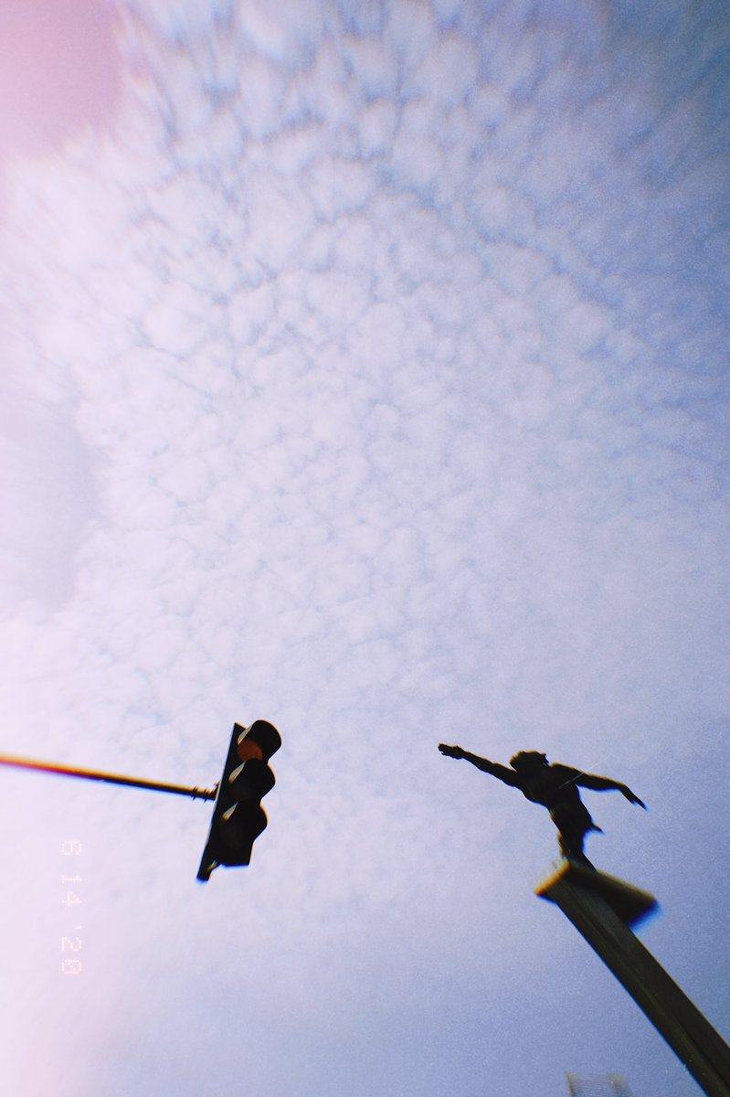 Pas 6 tahun memberanikan diri ke ibu kota untuk belajar dan bekerja di ruang yang saya senangi....🙏🏻