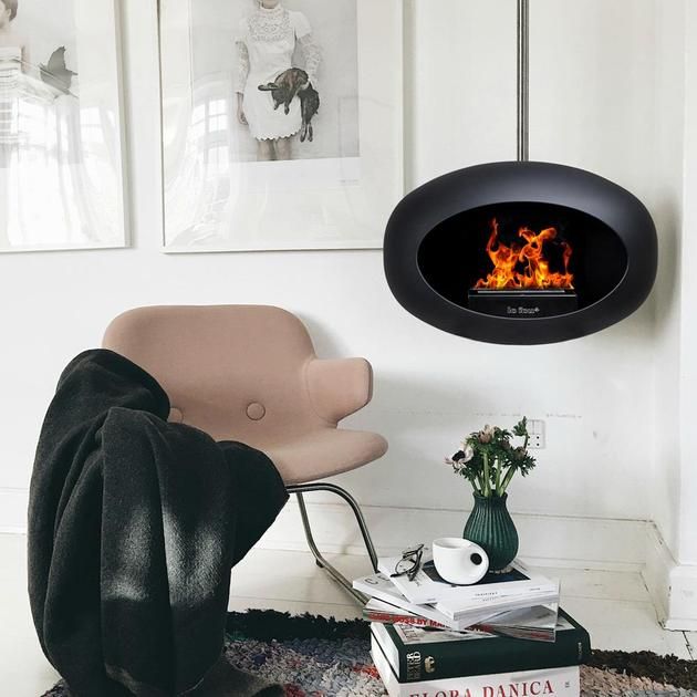 Lime_Lace's tweet photo. The contemporary Sky bioethanol fire by Le Feu is suspended from the ceiling and appears to float in the air as it radiates a soft warmth. No chimney, flue or unsightly cables required.
https://t.co/4DhKOY6Y7b #Fire #BioethanolFire #HomeDecor #Interiors #InteriorDecor https://t.co/liVBvUXb77
