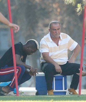 Fatih Terim neden sürekli buz kovasına oturuyor?
