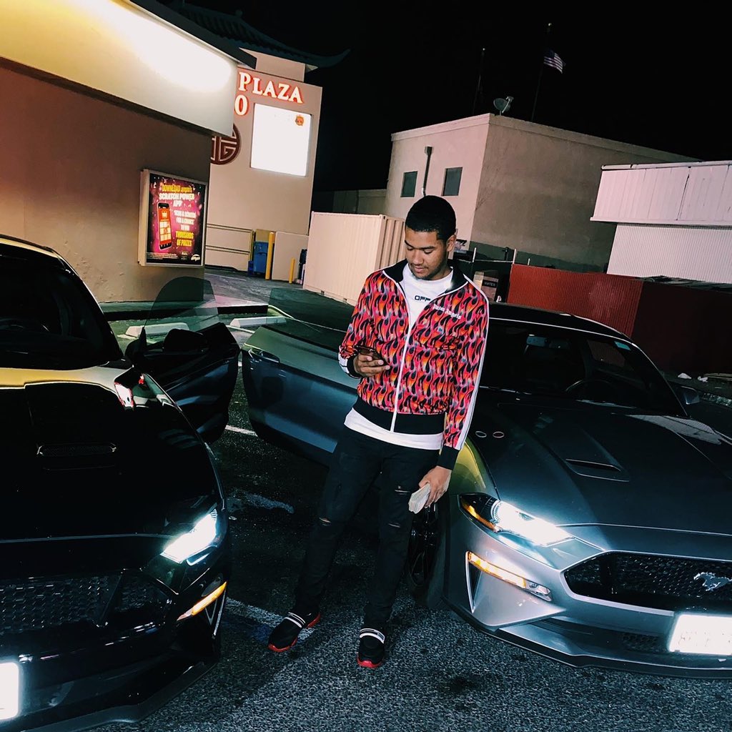 jayx300_'s tweet photo. overlooked, but that just
made a youngbull want to apply
pressure thatβs all.. #ripgmom
#riplilmir #ripdenny #ripmeeka
#ripchico #riptino #freedaguys https://t.co/hT7XE9jeKK