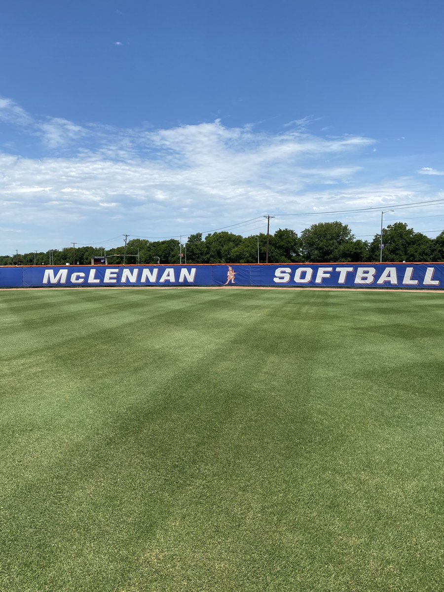 The field is ready and so are we! Looking forward to a great camp on Tuesday! 💙🧡#DreamBigActBigBeBig #futurefaMily #futureLanders