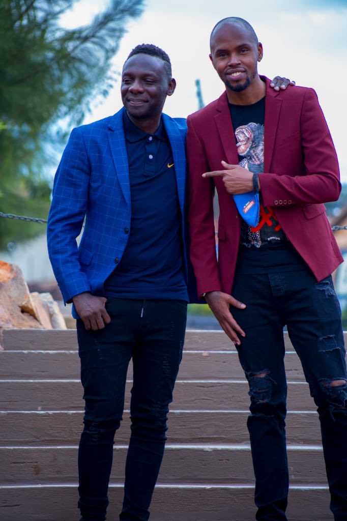 WilsonBugembe's tweet photo. #ChurchisfunChurchisLifeJesusisLord.
Proverbs 18:14 A human spirit can endure medicine but a crashed spirit who can endure
1Timothy 4:12
#Peoplewinbeforetheywin
#Peoplediebeforetheydie
#Successisspiritual
1Thessalonians 5:24
@AlexMuhangi your the best! You made our day special. https://t.co/hn4rLJZK8V