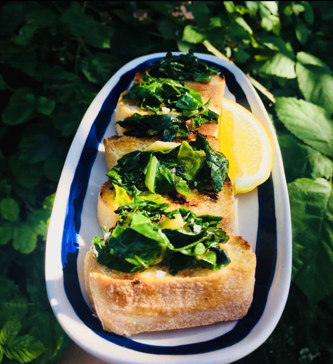 Homemade Crostini with Seasonal Greens , inspired by my green veg project, the lovely veggies from @cultivateoxford and the @cookpad_uk Italian theme. Drizzled with delicious @ogglio olive oil and fresh garlic - very simple but perfect for the garden! #vegrecipes #seasonalgreens