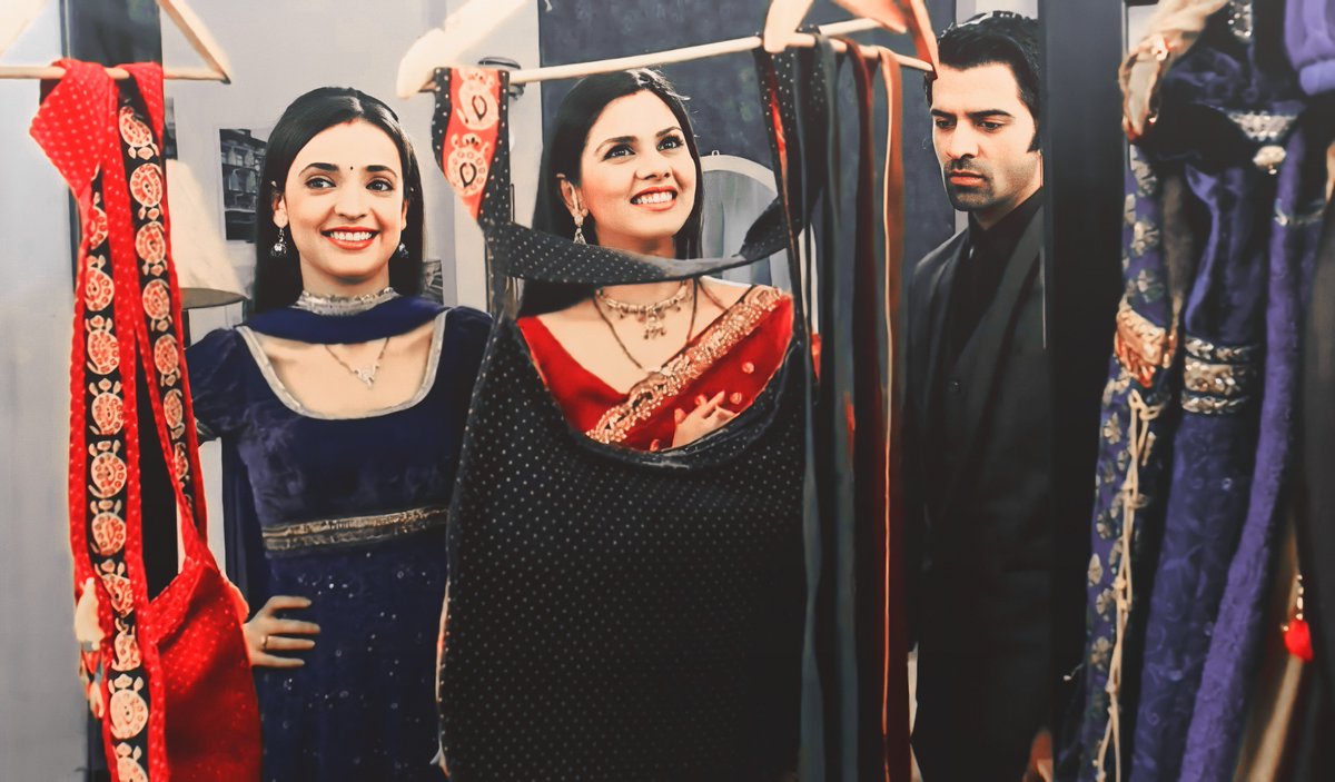 Khushi showing her rights as Arnav's Wife  In her words "Unki Almari Par Kabza" And Grumpy Arnav  #BarunSobti  #SanayaIrani  #IPKKND  #Arshi