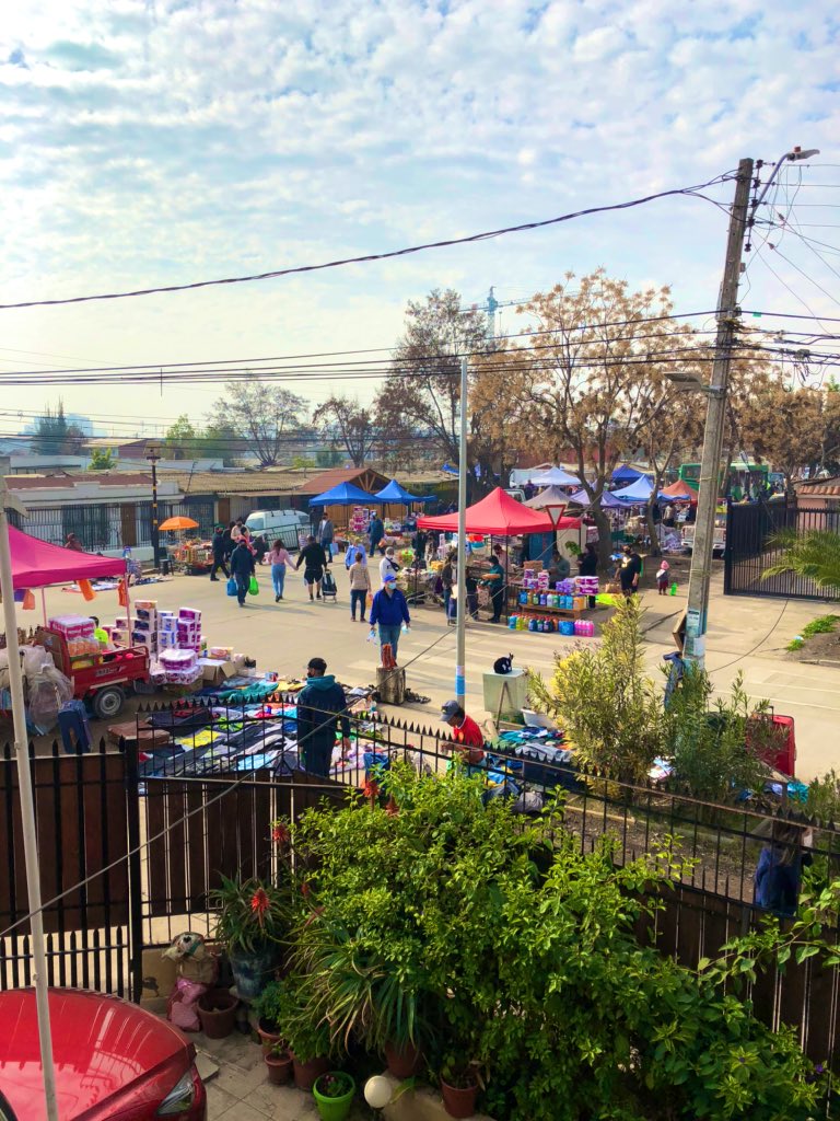 jacquejerezc's tweet image. Cero fiscalización en la feria de mi comuna @muniecentral parece un día normal y nadie hace nada. @MuchoGustoMEGA @ContigoCHV @Bienvenidos13