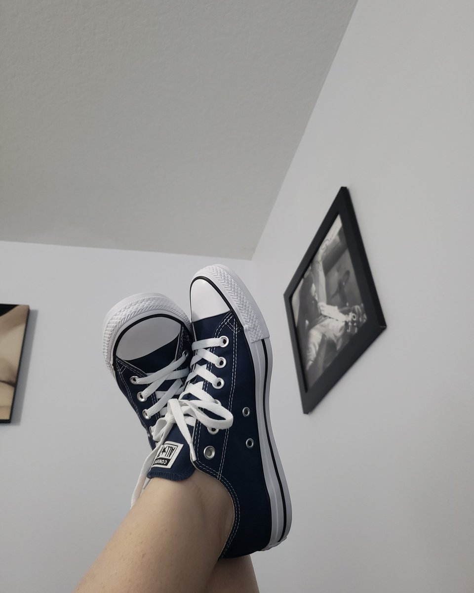 Ihave_thetime's tweet photo. New converse to the mix. 

#Feetfettish #feetpicturesforsale #soles #feetlover #feetbuyers #feetpic #feet #toes #solesfetish #feetworship #feet #feetworship  #feetpicsforsale #feetfetish #feetpics #feetlovers #nosocks #dirtyfeet #sweatyfeet #hotfeet #converselovers https://t.co/jZBUFlFaED