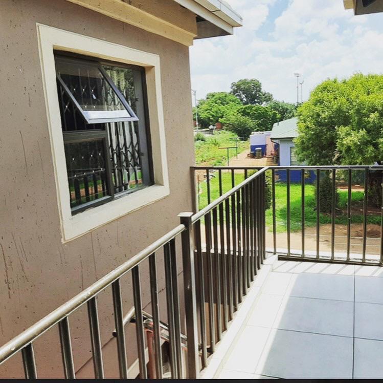 _Plugspace's tweet photo. Visit https://t.co/sl8wPdrJLQ
#wits #uj #accommodation #wits_university #ujjustkidding #sunday #A31Camera #cyrilramaphosa #Braam #Johannesburg #Soweto #propertymanagement #djsbu #djsbulive #property #Quickfind #studentaccommodation #plugspace https://t.co/EedH1VweIx