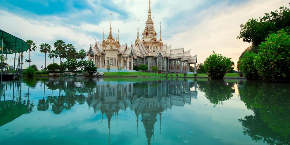 TimeOffSpclst's tweet photo. Have you ever wanted to visit Thailand? What are you waiting for? Book your tickets on https://t.co/VCZG6v10Fn and you can save up to 60% #thailand #thailandtravel #thailand🇹🇭 #vacation #holiday #holidays #holidaysale #cheap #cheapflights #cheapflightticket #timeoffspecialist https://t.co/wcBDIkdjEw