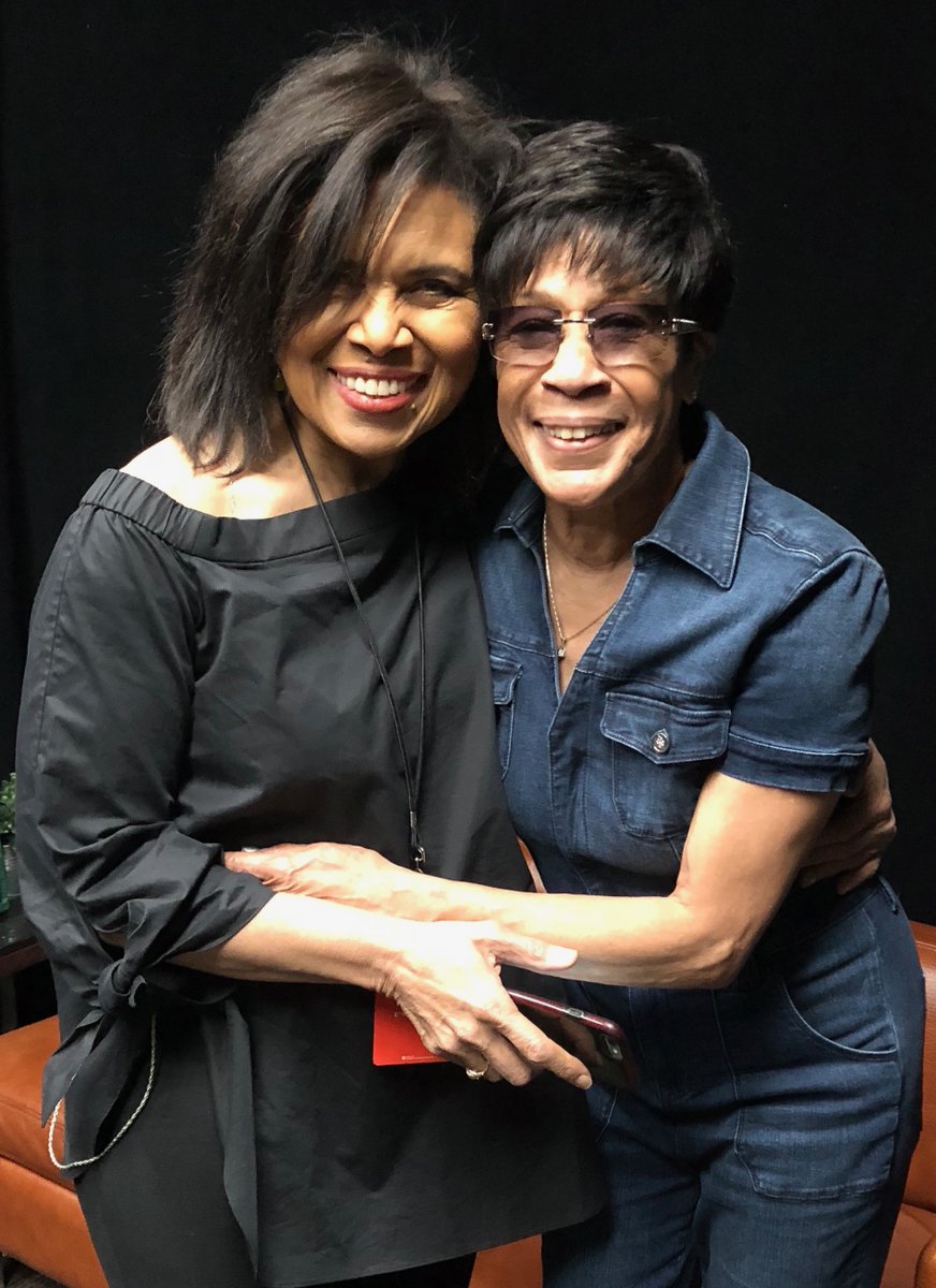 Me and @sharonrobinsong in 2017 at the Leonard Cohen Tribute show in Canada.