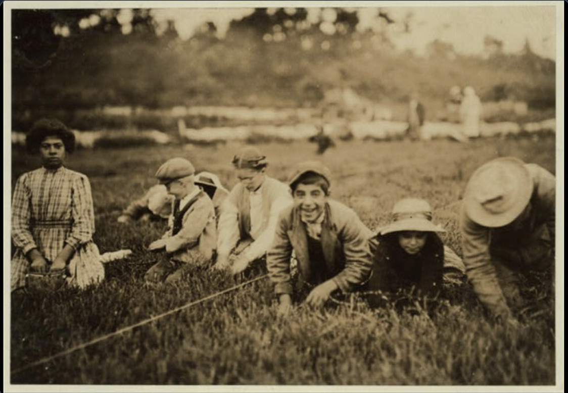 WORK & LIVELIHOODS IN THE MAHJAR: today, I will share a few stories about the Syrian diaspora's labo...