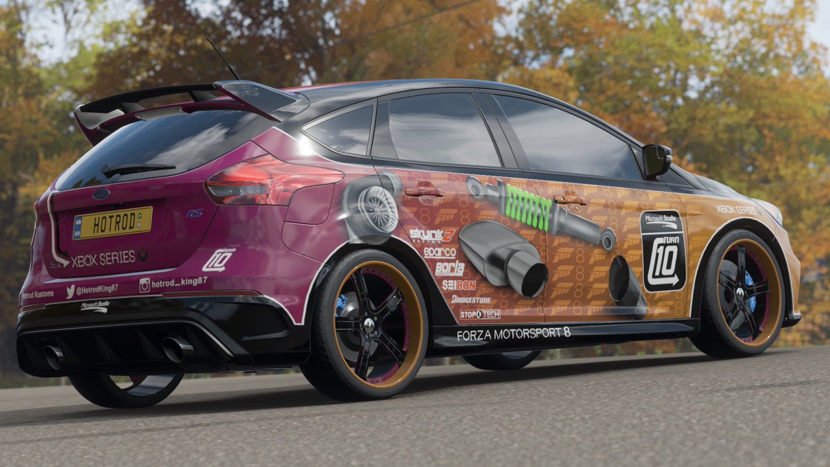 HotrodKing87's tweet photo. After months of running into a brick wall with the design I think it’s finally done I present you with my @ForzaMotorsport 8 design available now on @ForzaHorizon 4 #ForzaHorizon4 
File name: FM8
Car: 2017 Ford Focus RS
@forzahorizon4 @bestforzadesigns @PlanetForza https://t.co/pNRivfZDSB