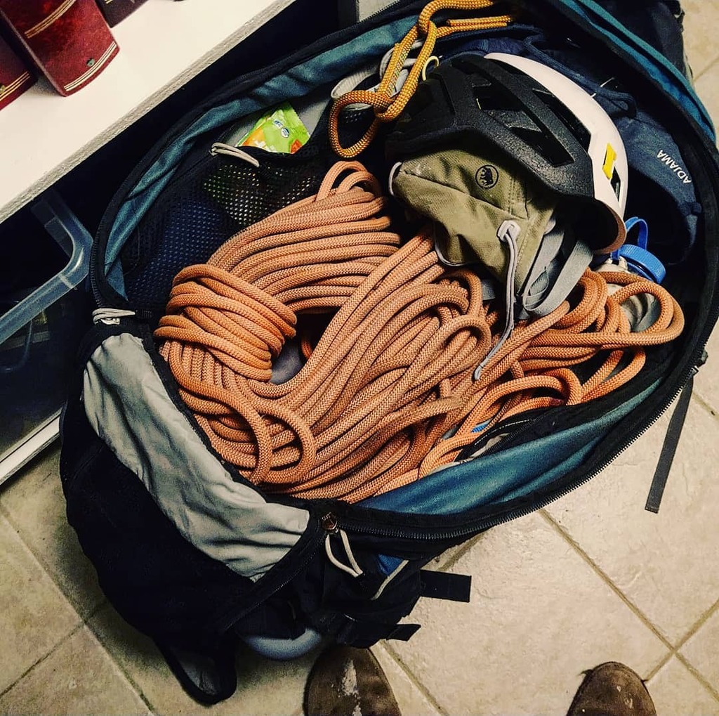 LarryLucasArch's tweet photo. Getting ready for an afternoon outing in #clearcreekcanyon at Mission Wall, one of the few north-facing crags in the area. Good thing it's not that popular :-) Last time out there I almost stepped on a rattlesnake. Hoping for better luck today. #climbing… https://t.co/G3UhlI384p https://t.co/SVVuxGyvTh