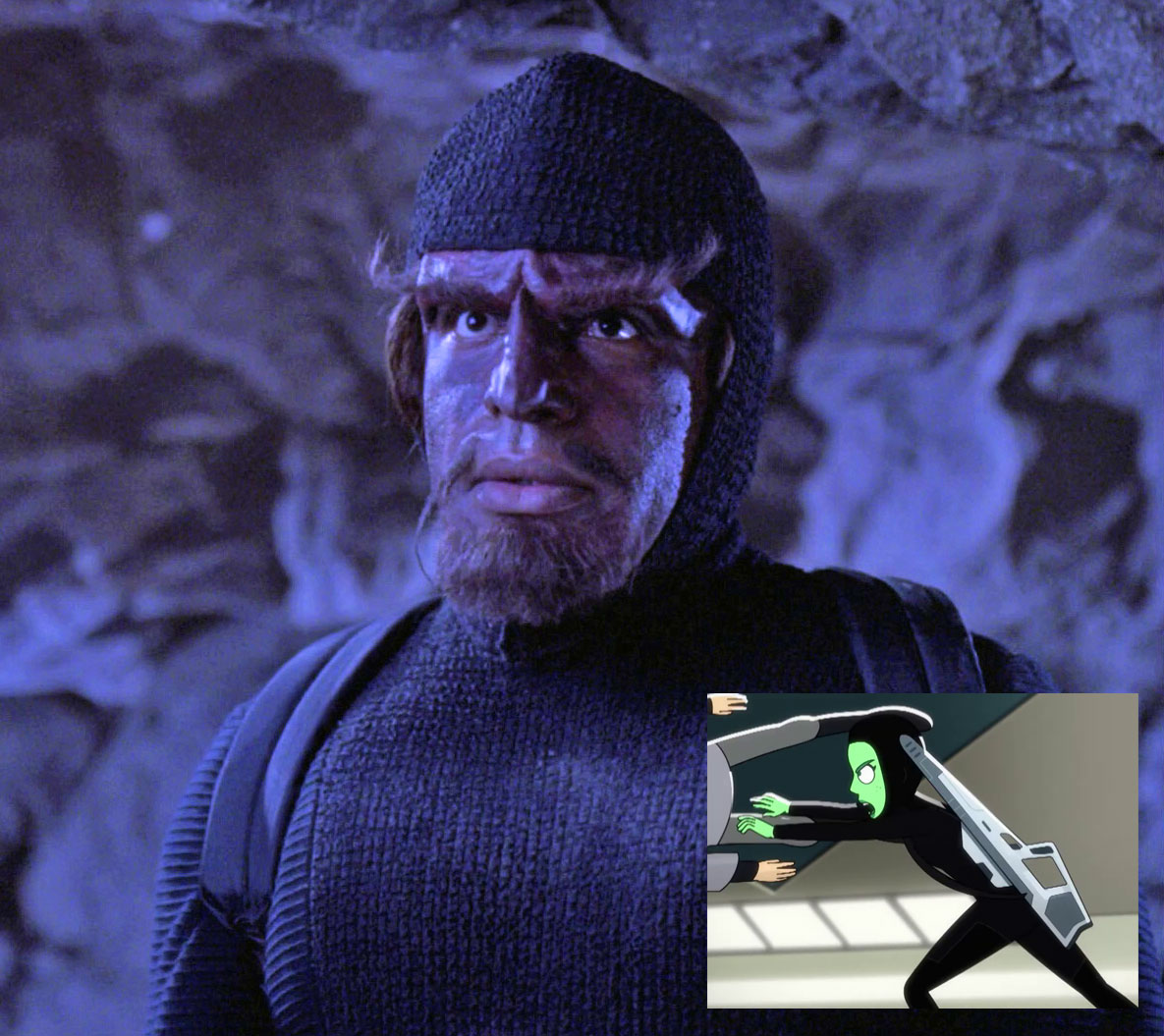 TrekCore.com 🖖 on X: as do the black stealth tactical gear worn on  combat missions!  / X