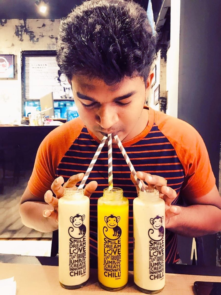 johnny_abhilash's tweet photo. #smoothie  is always a good #IDEA 
@drunkenmonkey #warangal 😋 https://t.co/kEZm05ShG8