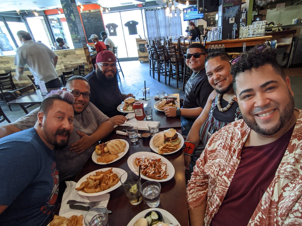 cjriveralopez's tweet photo. Our first stop in #Boston is to try #TheBigPapiBurger OMG soooo Good ..... #BostonFan #BigPapi #BostonTrip #BoysTrip #Massachusetts https://t.co/mbey5r86ne