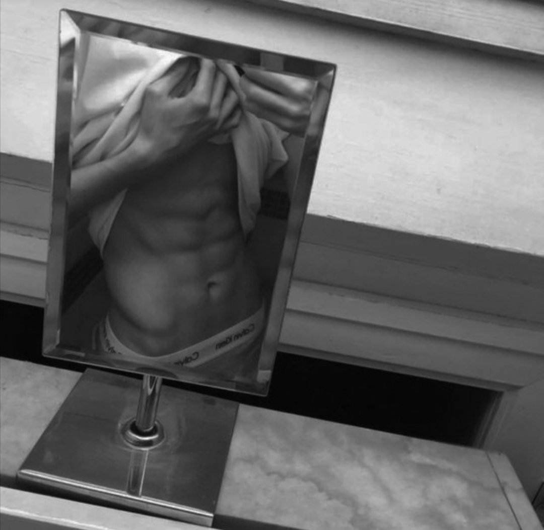 (☞ ͡° ͜ʖ ͡°)☞ #SeductiveSunday