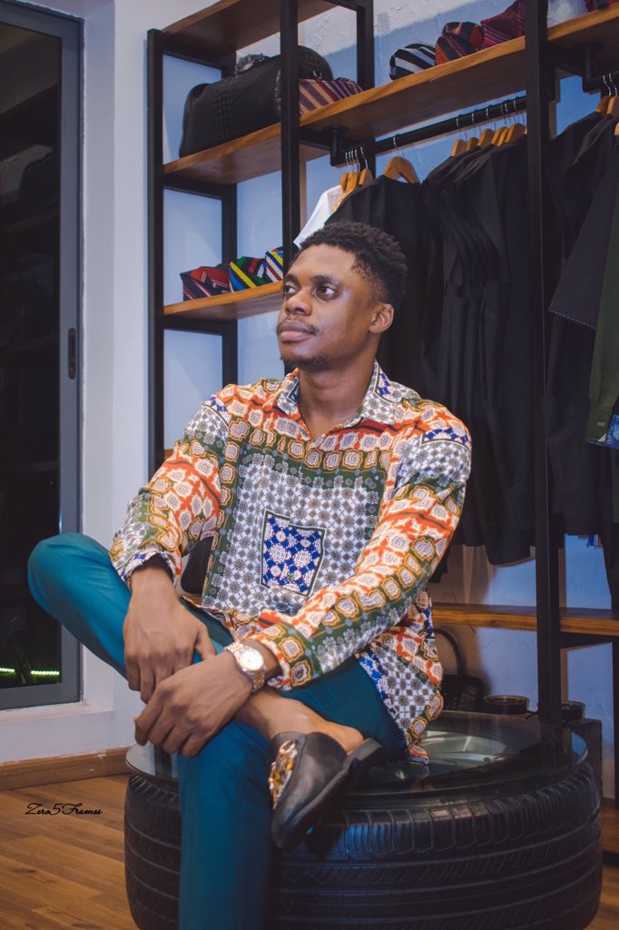 Zero5_Frames's tweet photo. Happy birthday brother 
More life &amp; properties 🙏🏽

@comedianebiye prince of comedy ⭐️👑

👕: @1202bylorla 
📸: @zero5.frames
📍: @trax_apparel 
•
•
•
•
•
•
•
•
•
•
•
•
#zero5frames #ebiye #birthdayboy https://t.co/yXaWckzxoG