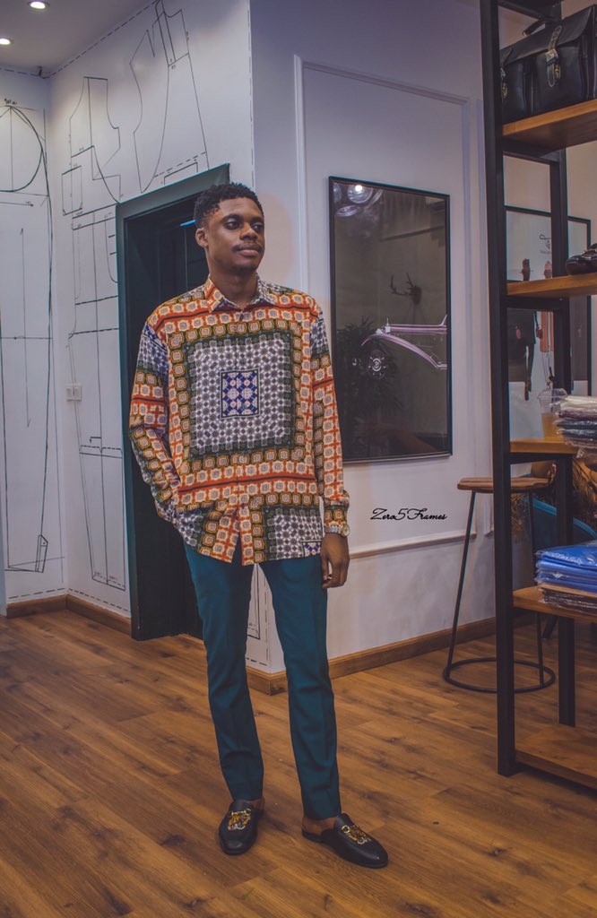 Zero5_Frames's tweet photo. Happy birthday brother 
More life &amp; properties 🙏🏽

@comedianebiye prince of comedy ⭐️👑

👕: @1202bylorla 
📸: @zero5.frames
📍: @trax_apparel 
•
•
•
•
•
•
•
•
•
•
•
•
#zero5frames #ebiye #birthdayboy https://t.co/yXaWckzxoG