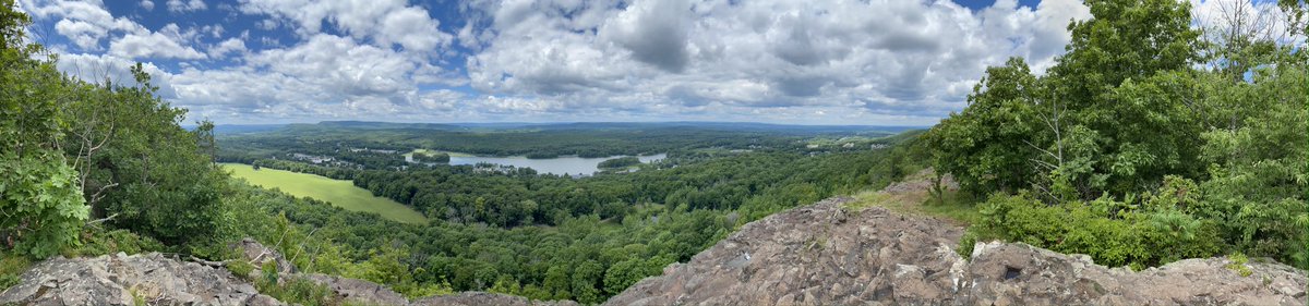 KRHornberger's tweet photo. Logged 5.7 miles on the @CTwoodlands Mattabessett Trail + red connector with my oldest, summiting Chauncey Peak and Mt Lamentation. Best hike all year, and I’ve taken many! #StaySafeOutdoors #CTTrailsLessTraveled https://t.co/DIYQn7jJ7f