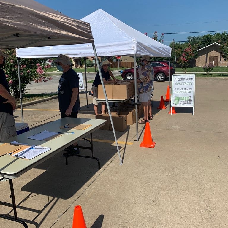 Sack Summer Hunger!  A special thank you to Cindy Solomon and Rosa Vroman for making week three a success.  Today we passed out food for 66 children.  @McKinneyhungerfree <a href="/CommLifelineCen/">Community Lifeline Center</a> <a href="/VolunteerMcKinn/">Volunteer McKinney</a>  #sacksummerhunger #nonprofit #foodinsecurity  #giveback #nochildhungry