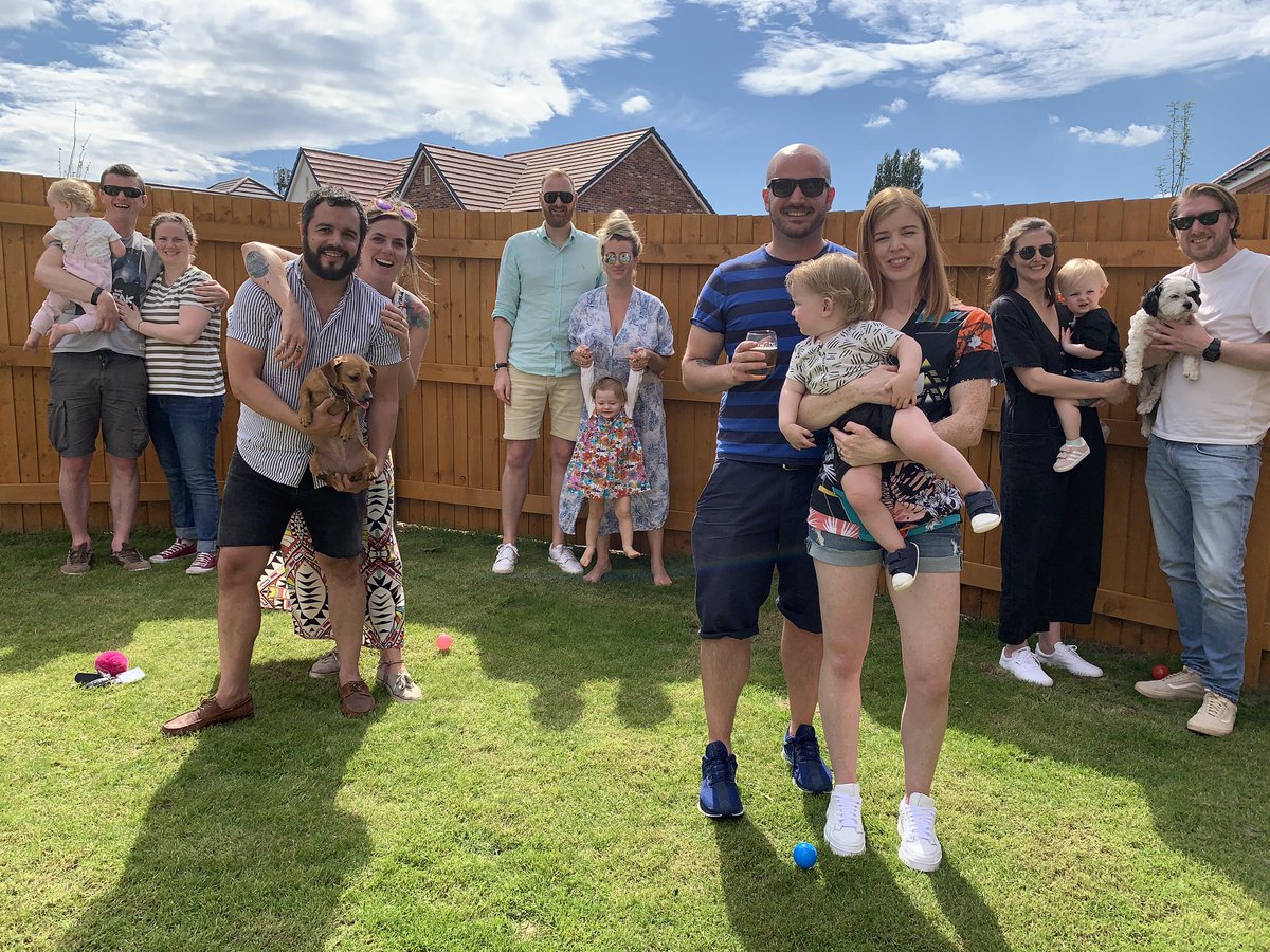 Hattie Pearson 🎩☕️🍐☀️ tweet media