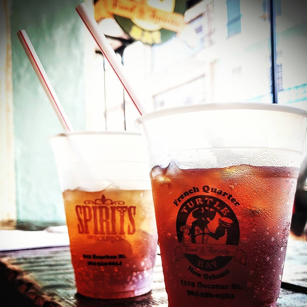 TangledEarthArt's tweet image. One last socially distant drink &amp;amp; steak at @turtlebayneworleans before they have to close again tomorrow. Support your local businesses and support your local bartenders while you can! 

#supportlocalbusiness #supportyourbar #supportyourbartender #showme… instagr.am/p/CCjVTw8BzpY/