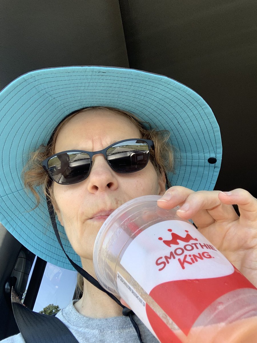 kathcart_teresa's tweet photo. Summer treat! My favorite is Green Tea Matcha with strawberries. Refreshing after a long walk.
#MESSummerSelfieChallenge #warriorscreate @renathunderhawk https://t.co/Pt3qTzqY7M