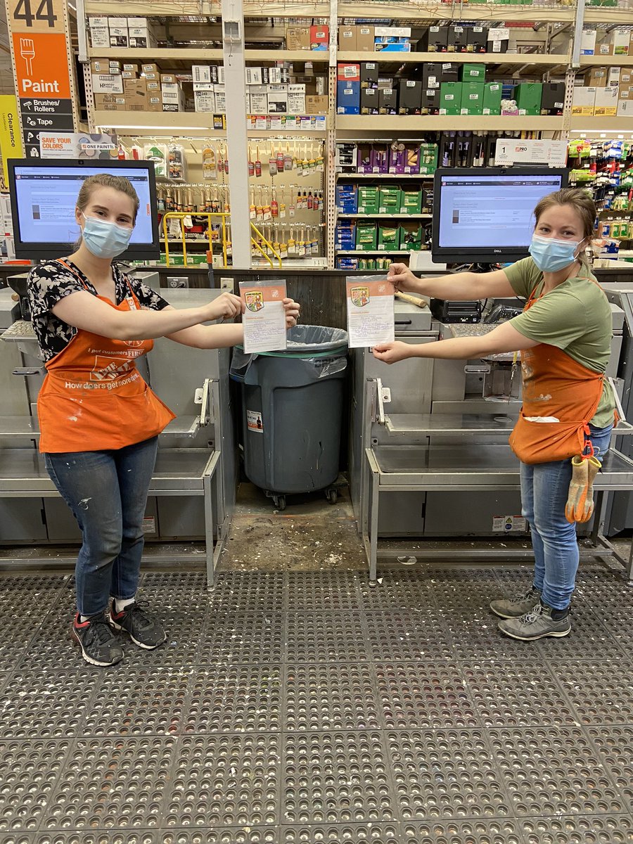 Olivia &amp; Meagan rocking excellent customer service.  Thank you both for leading by example!