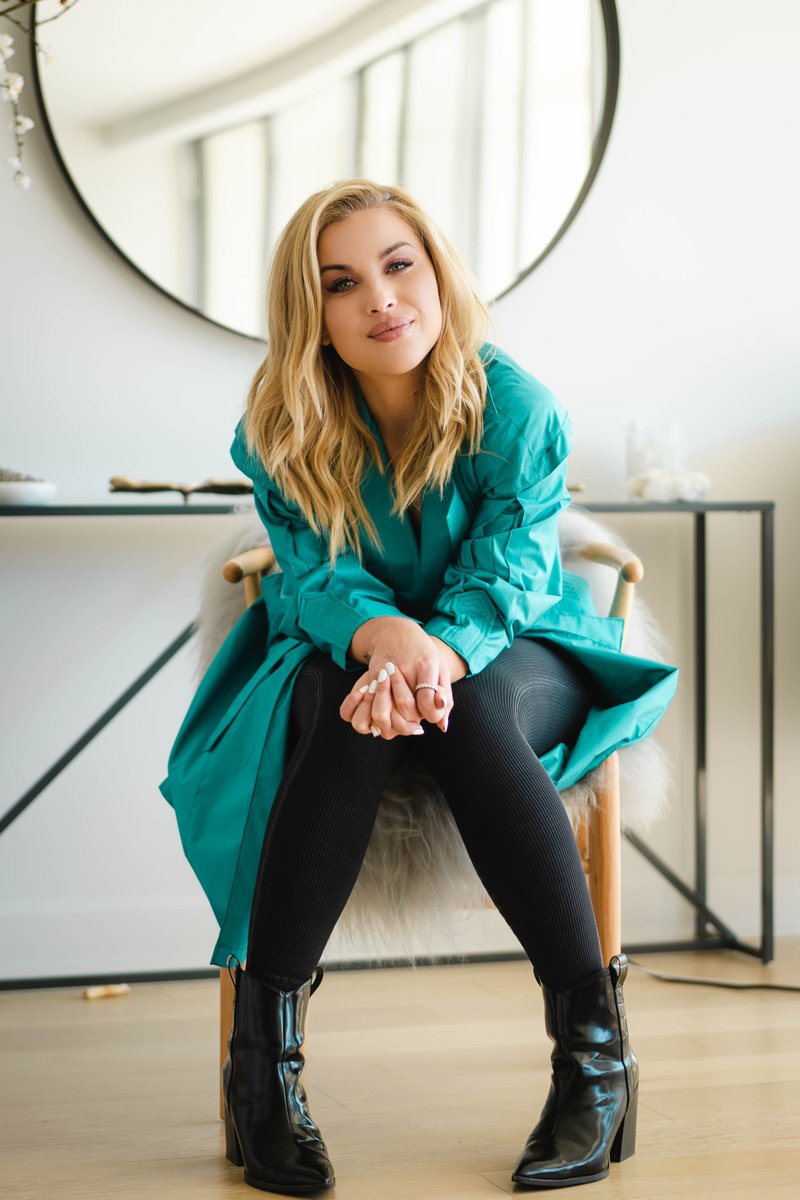 EMILY VAVRA: ATTRACT WHAT YOU WANT @itsemilyv_