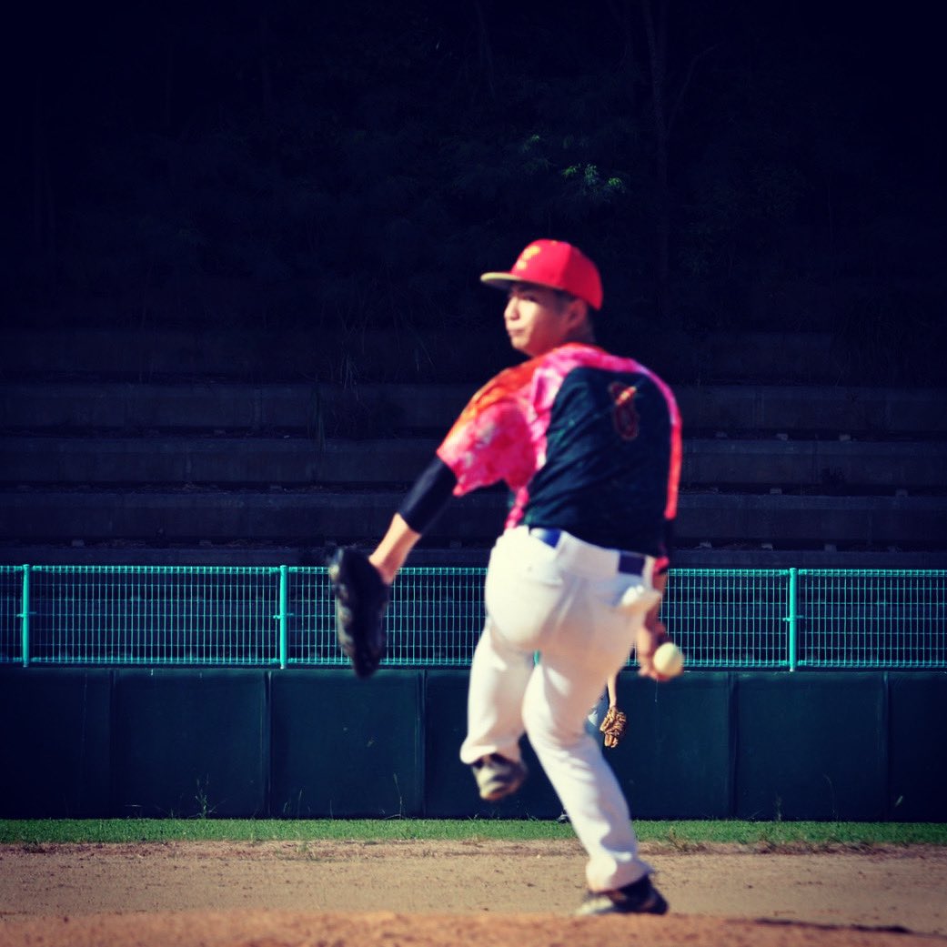 pumpkin98637369's tweet photo. VSスーパーガッツ
4対2で勝利！🎃
スーパーガッツさんありがとうございました！🎃
今日は、宜保のホームランに、単打を絡め4得点！座安→牧志の2人が7回を2失点に抑える好投！🎃

戦績:13勝6敗2分

#マネージャー募集中 https://t.co/P9vyHZeSwF