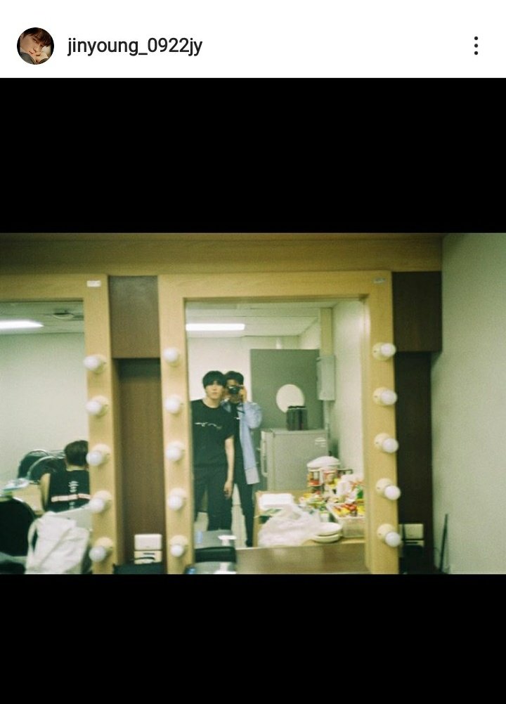 When they both posted this couple mirror selfie  (we need more of it ) #Jingyeom  #PepiGyeom