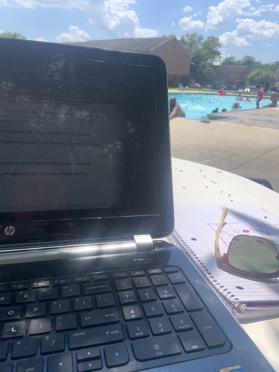 Soulofateacher's tweet photo. Masters work by the pool? yes, Please!
#MSCIN #2ndMasters @wgu #ProgramMentor https://t.co/Mvn4WPTK5j