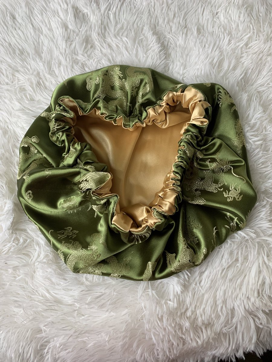 KekeeKillaaa's tweet photo. I couldn’t wait until the launch date to post them 😍 dragon bonnets 🐉💛 every bonnet is hand sewn by me ! A like &amp; retweet is free 🥰 support is free ! https://t.co/w5B1jlEAbM