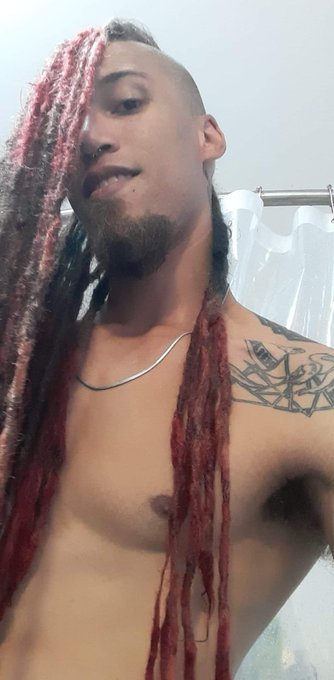 Should I put these lost sets on my OF?😅🙈🙊 https://t.co/qOfR449Pcx<a href="/tag/bluegrass"class="tags"><span>#bluegrass</span></a><a href="/tag/outdoor"class="tags"><span>#outdoor</span></a><a href="/tag/darkstarempire"class="tags"><span>#darkstarempire</span></a><a href="/tag/youngwolf"class="tags"><span>#youngwolf</span></a>