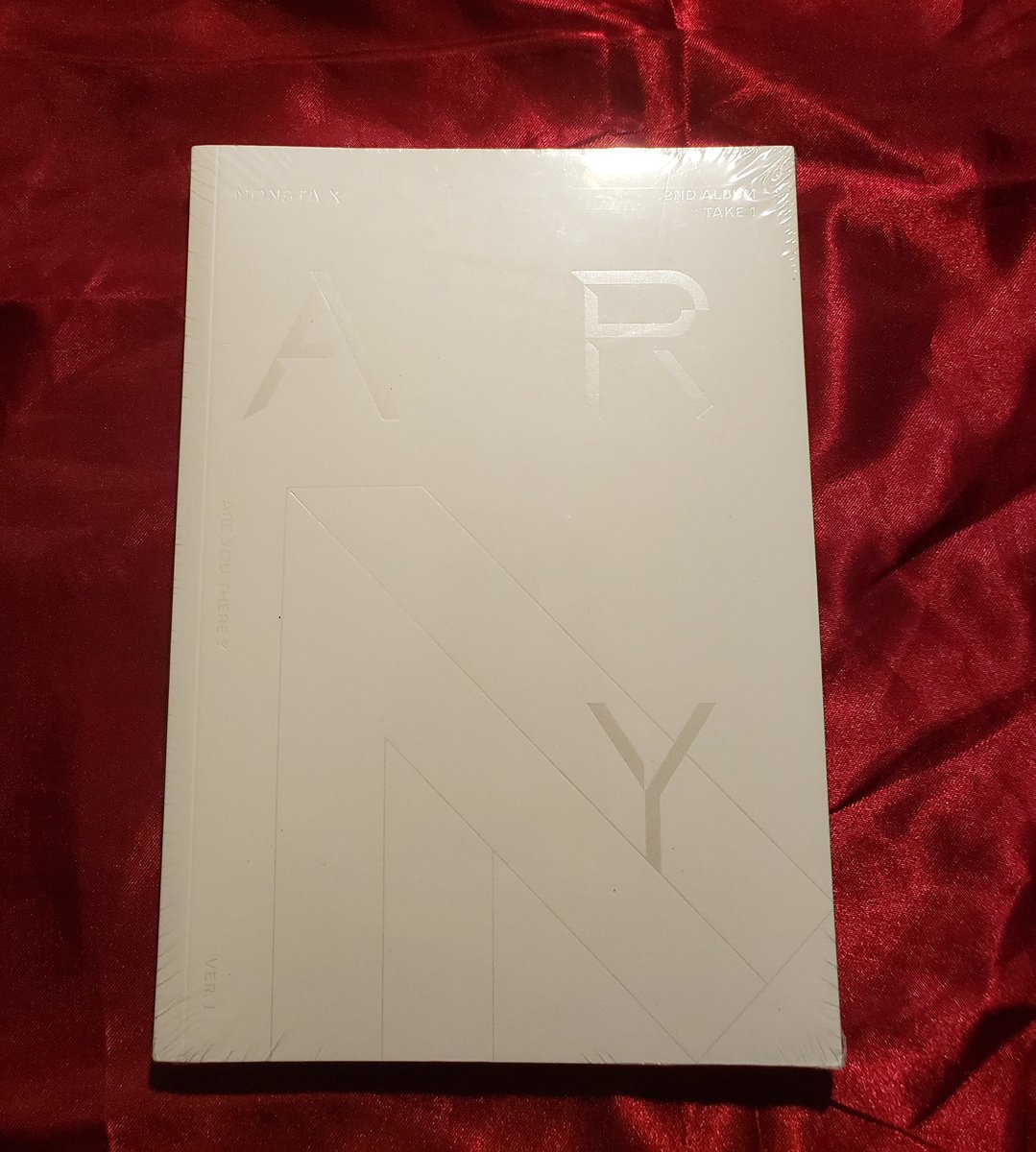 kikiigives's tweet photo. 《GIVEAWAY 👩🏽‍💻》 Summer Special: Round 3/4? 

Monsta X: Take 1 Are You There?

•1 Winner | Open WW
•MUST RT to join
•Ends 07.19.2020

#kpopgiveaway #MONSTAX #MONSTA_X https://t.co/b4a0hC289G