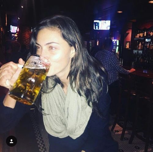 Happy birthday phoebe tonkin we love u 
