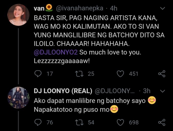 LVSheillax's tweet photo. Eto yung bumungad sakin. 
Bat kinikilig ako dito?
Yung feeling na parang si Mamsh @IvanaAlawi  yung nireplyan ni @DJLOONYO2 😂❣️

Anyways, balita ko uuwi na Papsh ��😊

Yay! Excited sa mga kaganapan 😆💕

Goodmorning Loovana Family!🤗 https://t.co/Hd3dq2bIn3