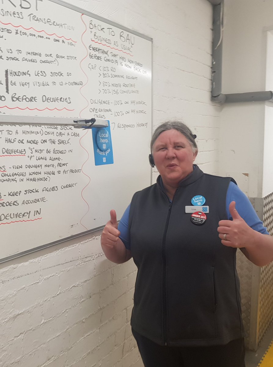 willlloyd83's tweet photo. I can feel the team spirit getting stronger everyday, these are a couple of my @coopuk #LocalHeroes, thank you for what you do. #ImDoingFineBecause #6ftApartNotUnder #FeedingTheNation #BeingCoop #ItsWhatWeDo @kingcop4 https://t.co/x812THP9Ge https://t.co/2WLt9VJNQQ