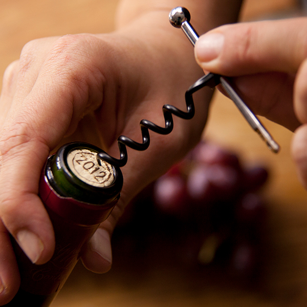 TrueBrandsUSA's tweet image. The stainless steel bar passes through the center of a full-size corkscrew helix to create a beautiful and fully-functional personal corkscrew for all wine lovers. Can be attached to your key ring or your bag with the key ring attachment. #TRUE #Twistick #PocketTools